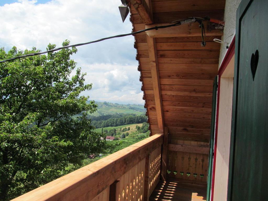 Holiday Home Sonnenhaus Svecina Exteriör bild